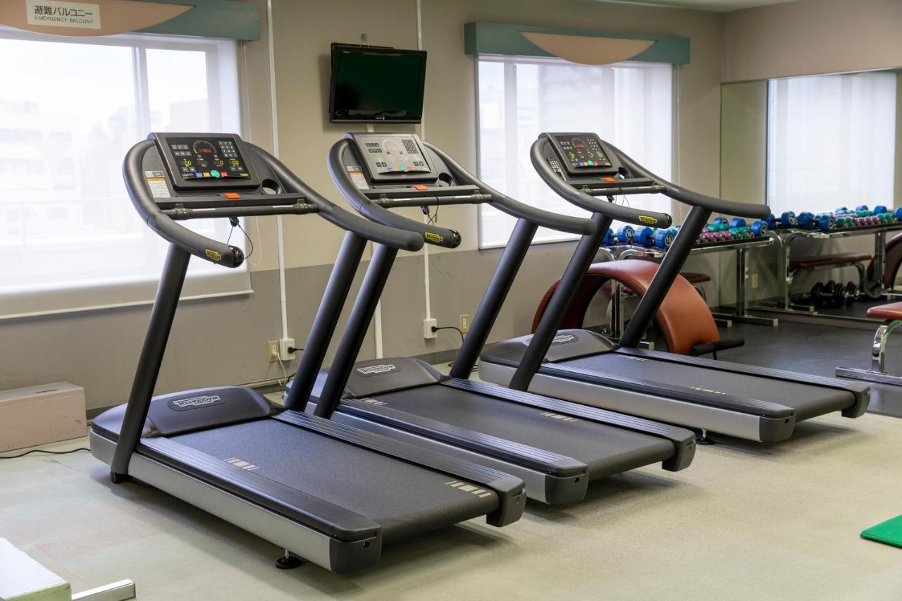 Nagoya Tokyu Hotel Eksteriør bilde Treadmills in a gym